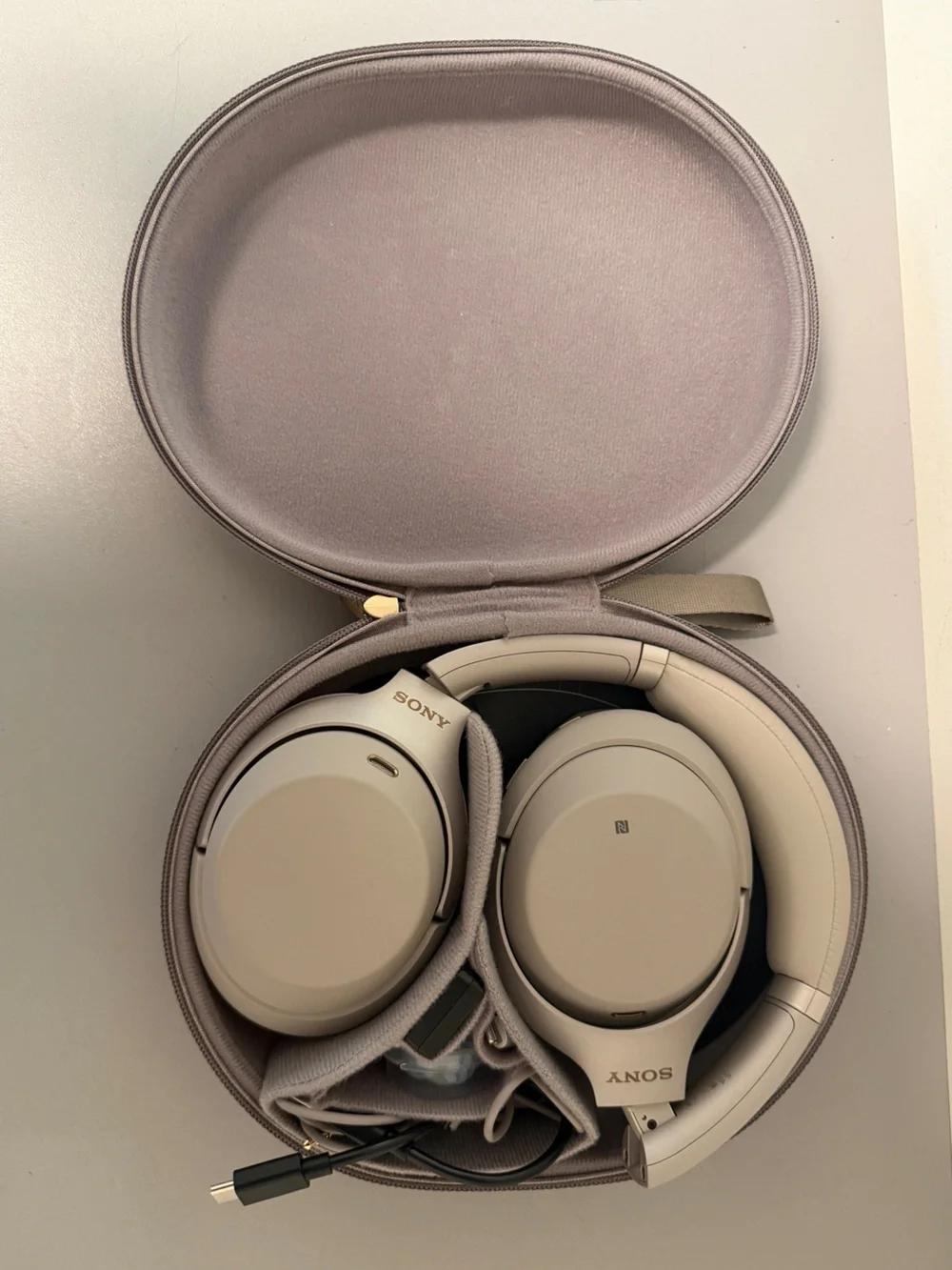 Sony AH-1000XM3 Noise Cancelling Over-Ear Headphones in Cream